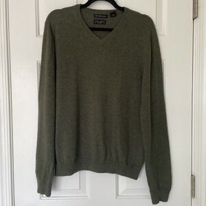 WH Belk Sportswear Mens 100% 2-Ply Cashmere‎ V-Neck Sweater Green Size M Luxury